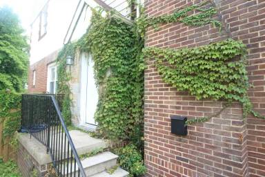 Main picture of 30 Yorkway