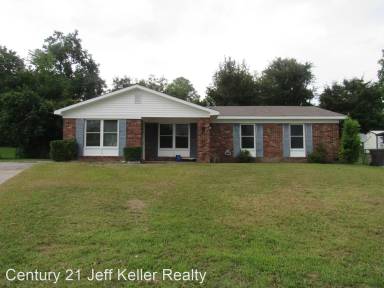 Main picture of 3613 Goldfinch Dr