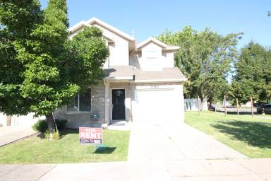 Main picture of 3063 Lincoln Ave