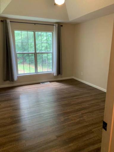 Main picture of 203 Preston Cir