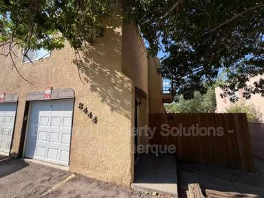 Main picture of 8444 Spain Rd NE