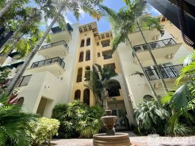 Main picture of 642 Valencia Ave