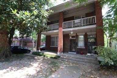 Main picture of 1860 1862 Ct Ave