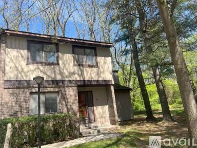 Main picture of 120 Knollwood Ter