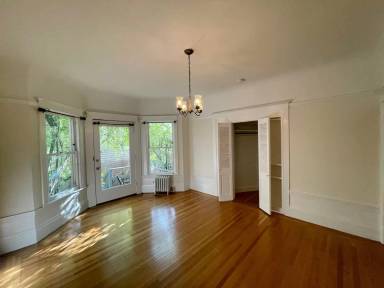 Main picture of 1357 Clay St
