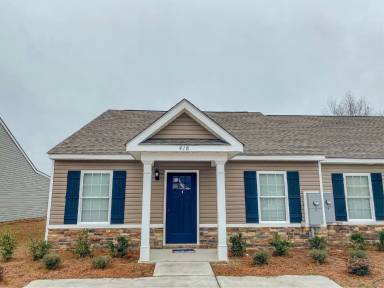 Main picture of 418-420 Andover Dr