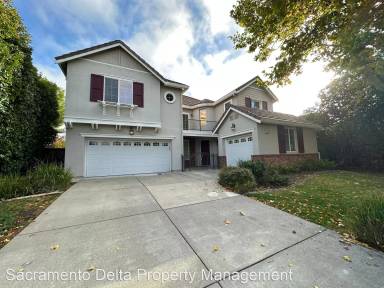 Main picture of 2572 Tradewinds Dr