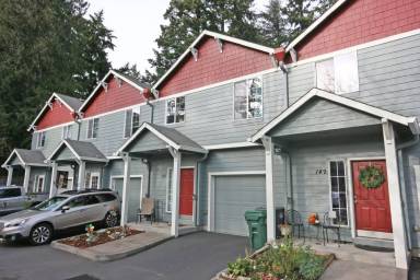 Main picture of 151 SE 9th Ave