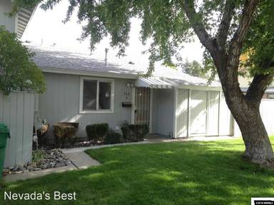 Main picture of 960 Cherry Tree Dr