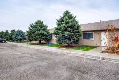 Main picture of 1009 E Kuna Rd