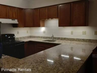 Main picture of 3369 N Oakland Ave