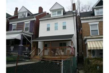Main picture of 166 Robinson St
