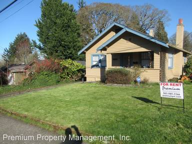 Main picture of 2196 Summer St SE