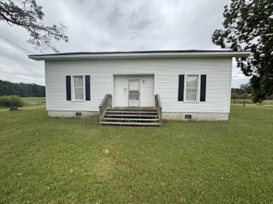 Main picture of 9093 Harper House Rd