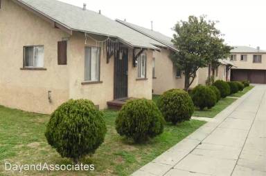 Main picture of 3355 Beechwood Ave