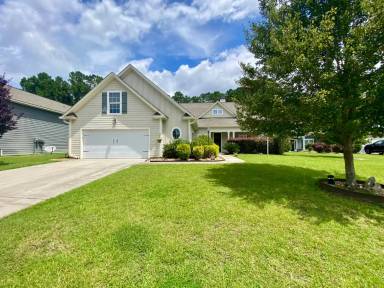 Main picture of 9 Stanton Ct