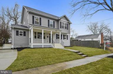 Main picture of 9903 Mayfield Dr