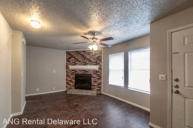 Main picture of 238 Alexandria St