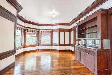 Main picture of 1001 15th St