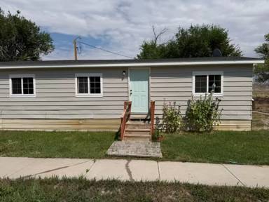 Main picture of 6 Reeves Rd