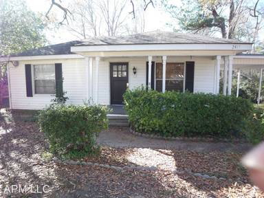 Main picture of 2417 N 9th St
