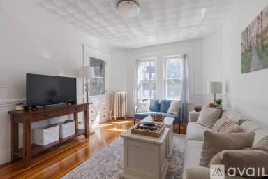Main picture of 95 Beacon St