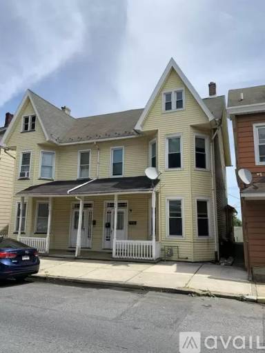 Main picture of 148 S 17th St
