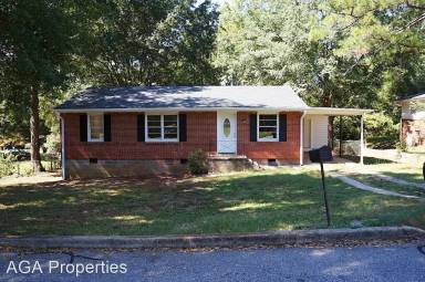 Main picture of 215 Knottingham Dr