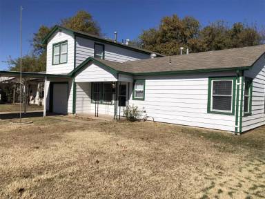 Main picture of 319 E Coe Dr
