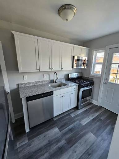 Main picture of 1946 Inverton Rd