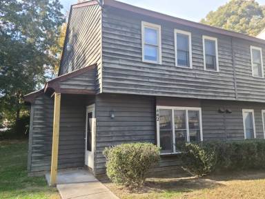 Main picture of 442 Hickorywood Cir