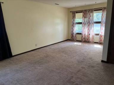 Main picture of 2814 N Cotner Blvd