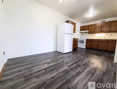 Main picture of 404 S 16th Ave