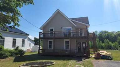 Main picture of 24379 Main St
