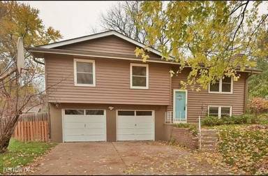 Main picture of 15112 Lincoln Cir