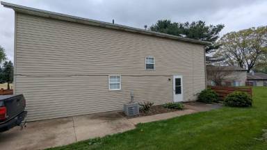 Main picture of Cedar Village