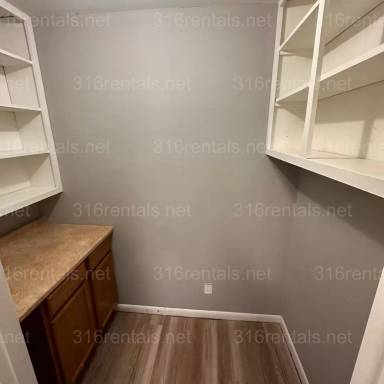 Main picture of 3408 S Euclid Ave
