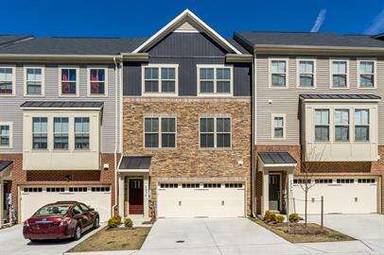 Main picture of 2936 Timberneck Way