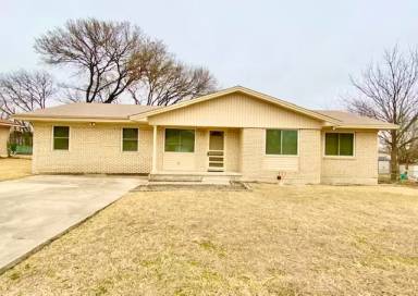 Main picture of 107 W Mockingbird Ln