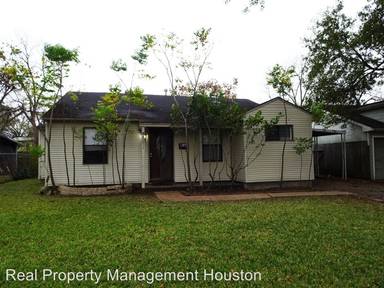 Main picture of 2051 Santa Rosa St