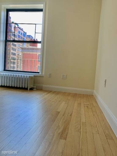 Main picture of 53 W 72nd St