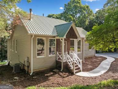 Main picture of 775 Bernhardt Rd