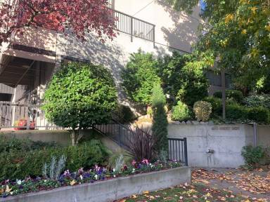 Main picture of 410 W Roy St