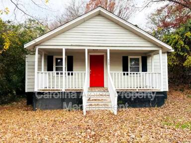 Main picture of 405 S Oak St