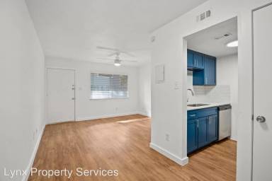 Main picture of 404 W 35th St