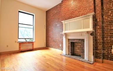 Main picture of 103 W 73rd St