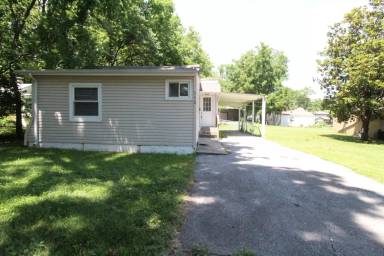 Main picture of 112 E 80th St