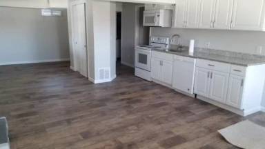 Main picture of 1393 S Foothill Dr