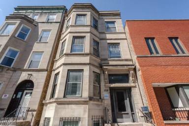 Main picture of 2128 N Sheffield Ave