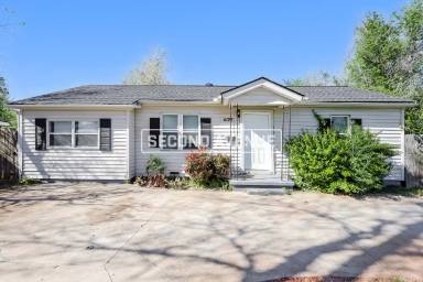 Main picture of 4125 SE 44th St